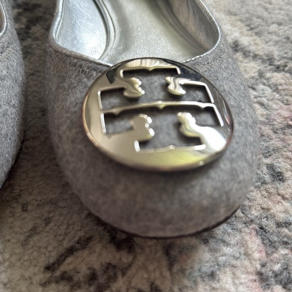 Tory Burch Reva Flats - Picture 4 of 13